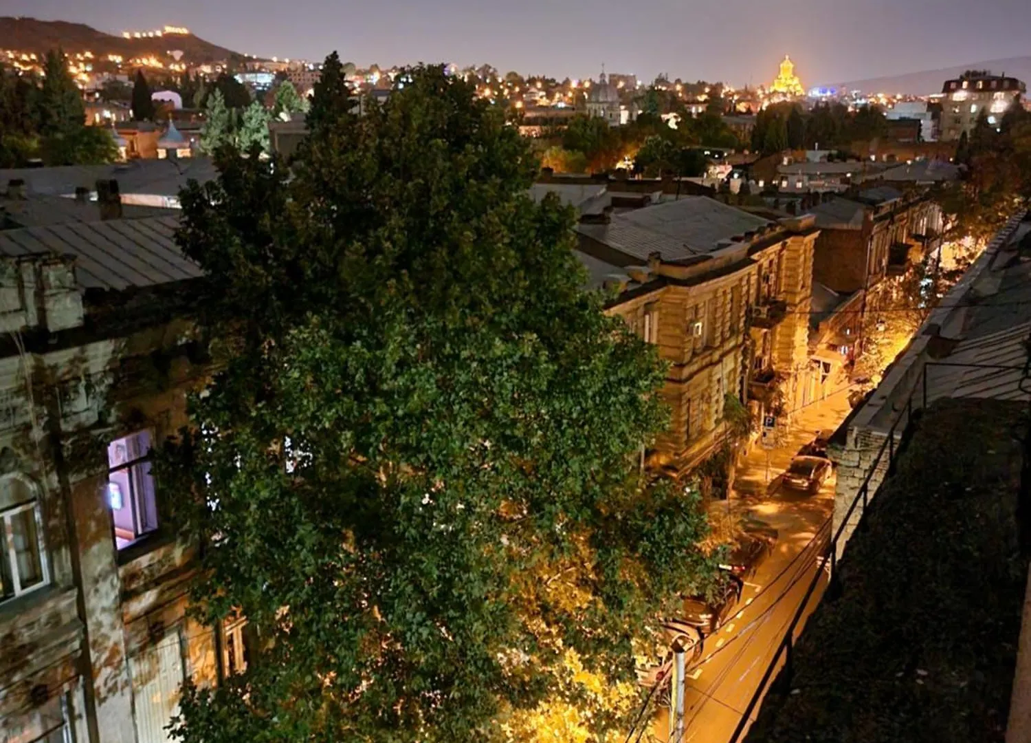 Cozy & Sweet Home Tbilisi